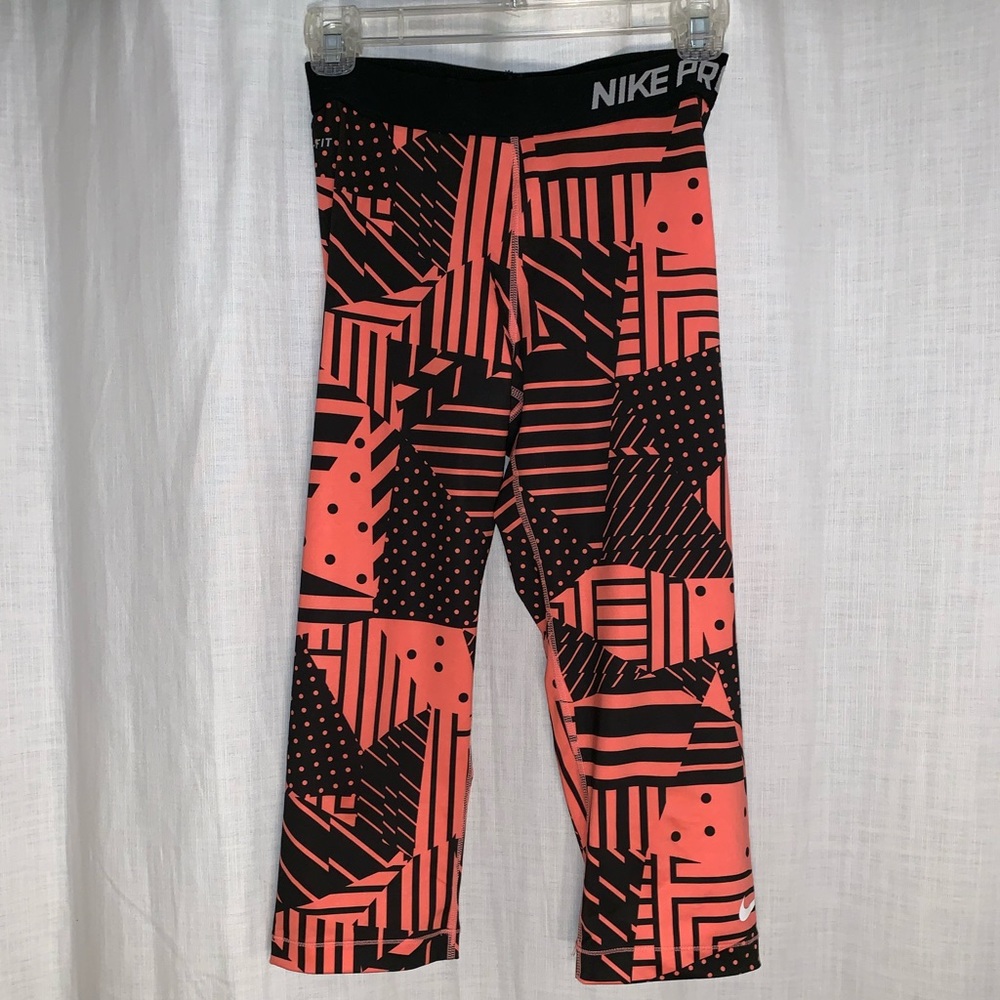 Nike Aztec Printed Cropped Leggings Size S